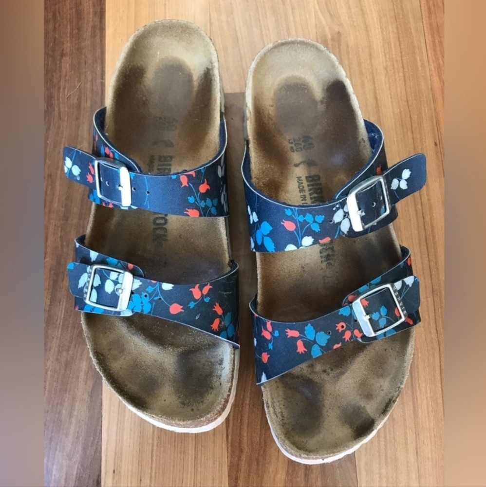 4 pairs of Birkenstocks- sz 9 (40) - Picture 3 of 5